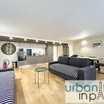 Urban Flat 89 - Charming 3 Bedroom Flat In Paris