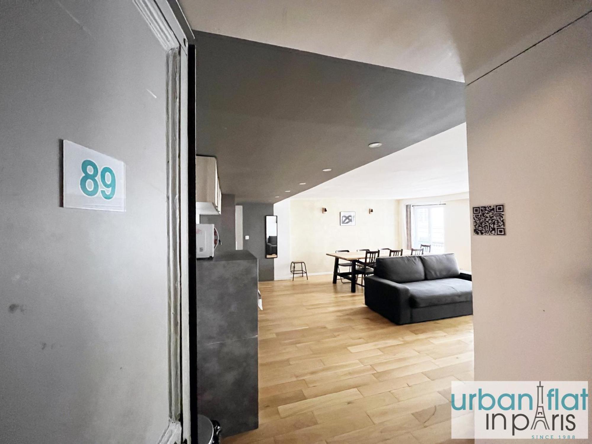 Urban Flat 89 - Charming 3 Bedroom Flat In Apartment Paris