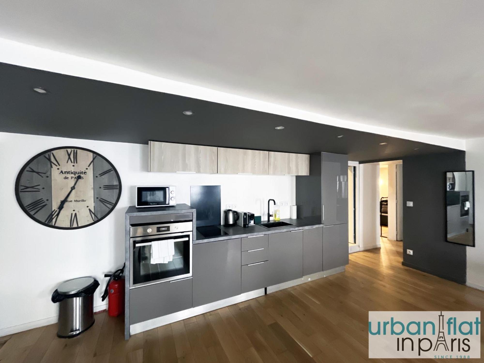 Urban Flat 89 - Charming 3 Bedroom Flat In Apartment Paris