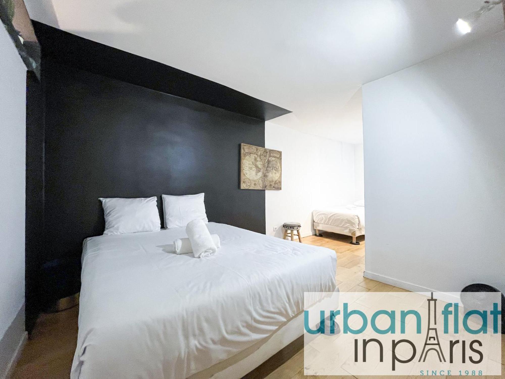 Apartment Urban Flat 89 - Charming 3 Bedroom Flat In
